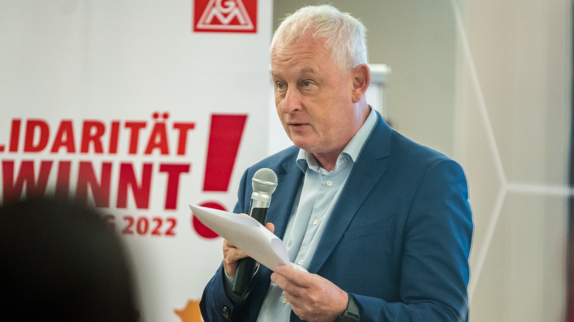 industriAll Europe | NEWS | Side by side for higher wages