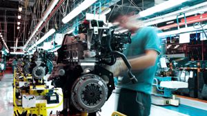Automotive jobs at risk if transition is not managed now
