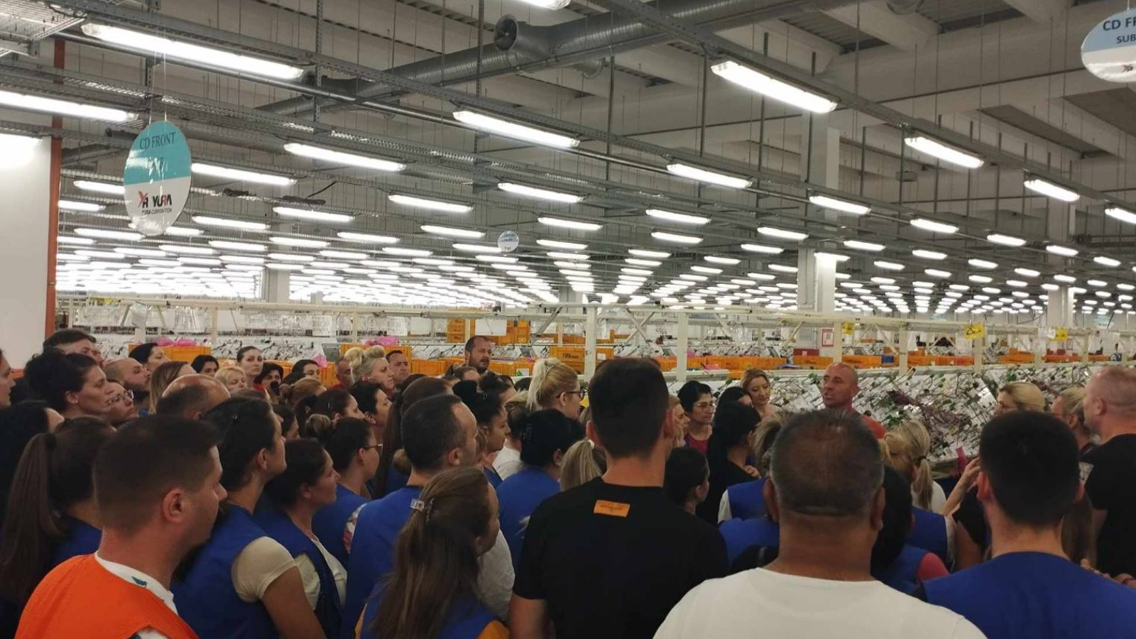 International solidarity grows for Yura workers in Leskovac, Serbia, amid tough negotiations